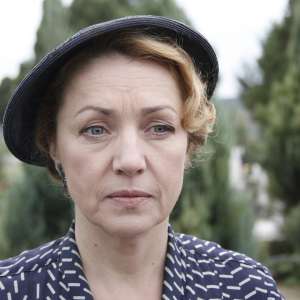 Love Isn't Always on Time - 16