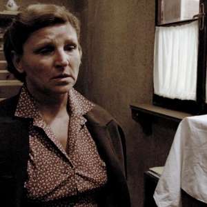 Do You Remember Dolly Bell? - 27