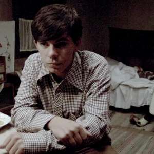 Do You Remember Dolly Bell? - 5